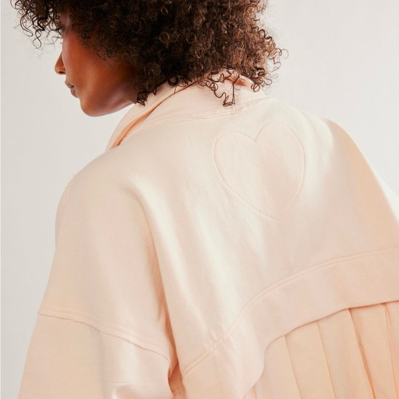 NWT Free People Ellie Sweatshirt - color Strawberry Cream Combo, size M - Picture 3 of 8